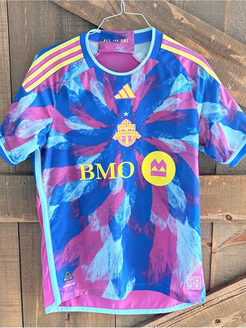 Toronto 23/24 FC Third jersey, “The Energy Kit”